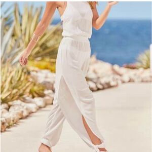 VENUS White Swim Coverup with Flowy Silhouette